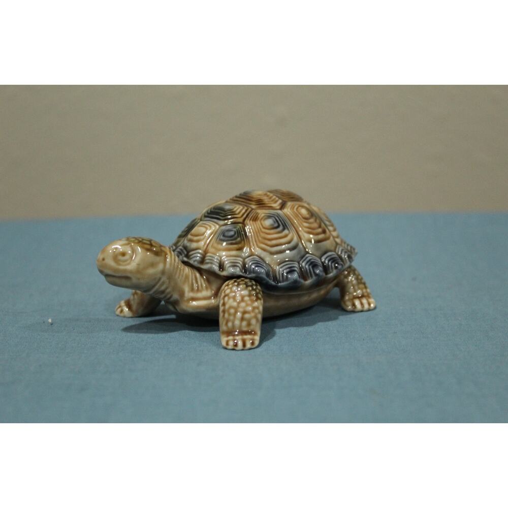 Vintage Wade Whimsies Porcelain Turtle Figurine England Red Rose Tea - Picture 2 of 5